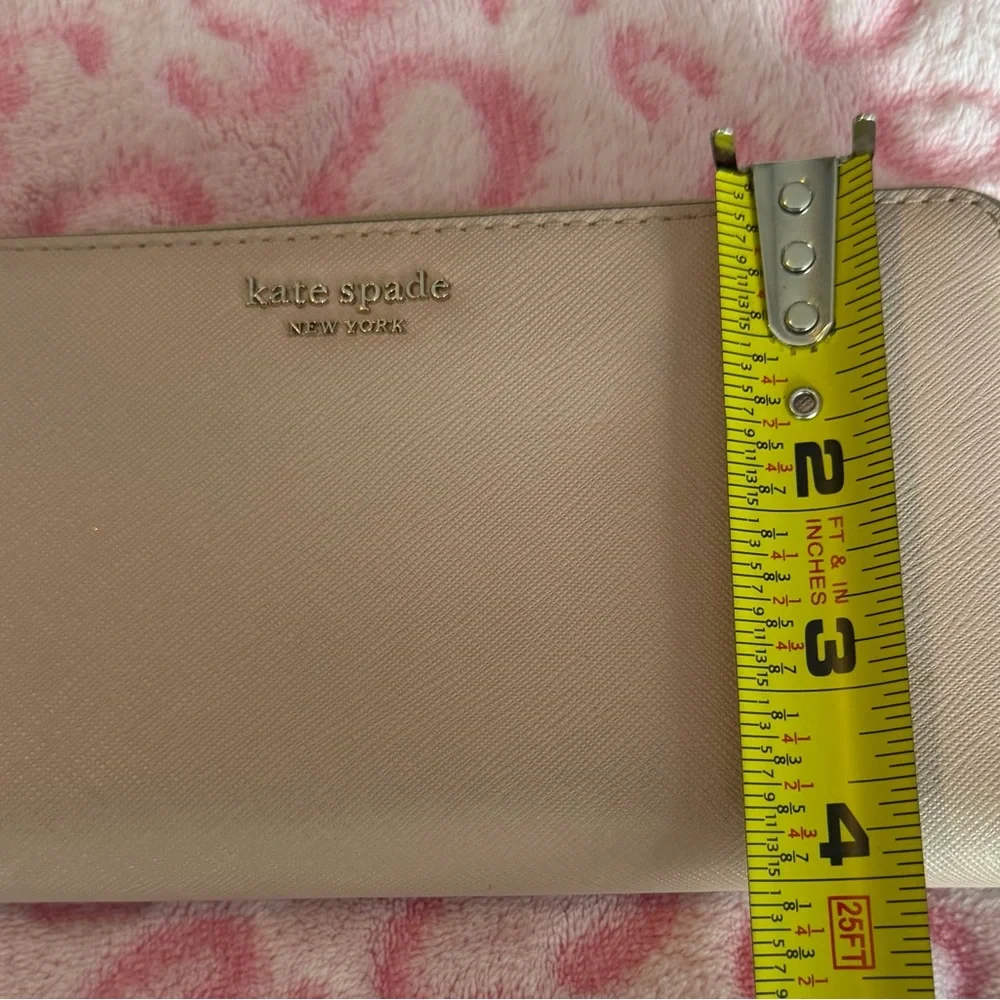 Kate Spade Women’s Soft Pink Wallet